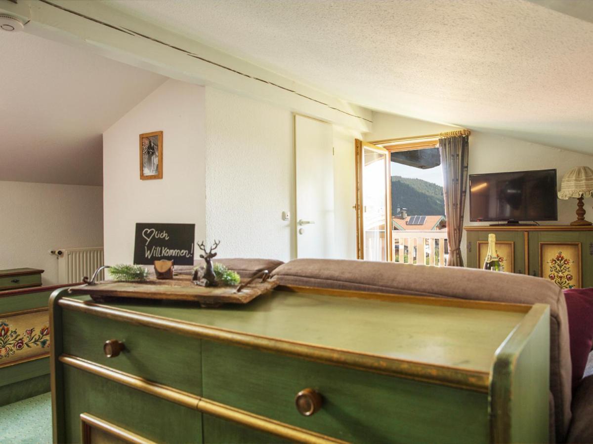 Haus Jaeger Ferienwohnungen Mit Indoor-Pool Inkl. Chiemgaukarte Ruhpolding Εξωτερικό φωτογραφία
